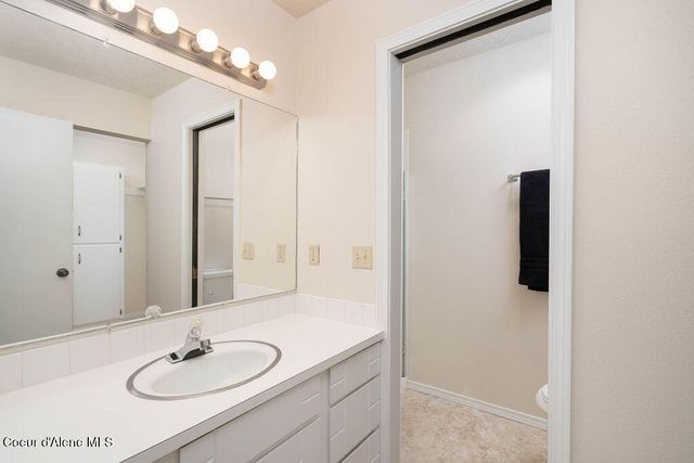 10637 N Friar DR, 18, Hayden, ID 83835