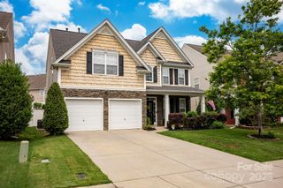 3351 Streamside Drive, Davidson, NC 28036