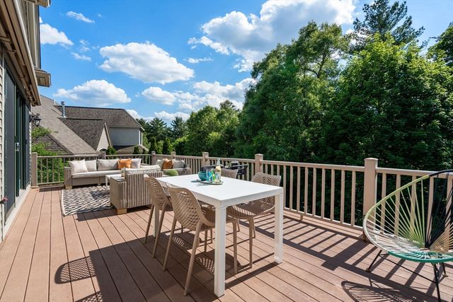 21 S Cottage 78, Belmont, MA 02478
