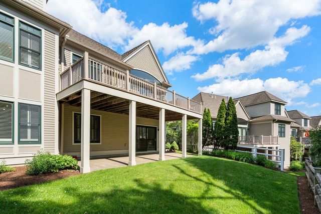 21 S Cottage 78, Belmont, MA 02478