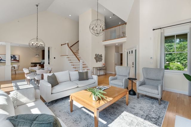 21 S Cottage 78, Belmont, MA 02478