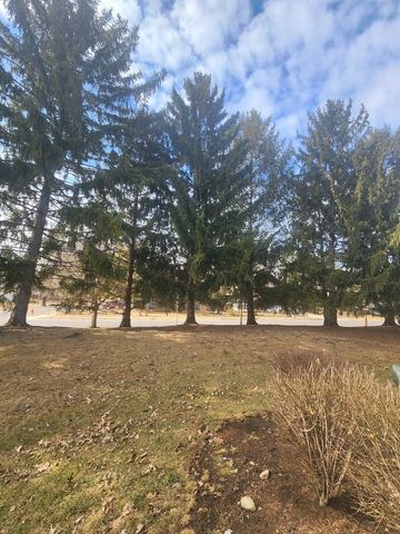 43 Foxcroft Boulevard 135, Naperville, IL 60565