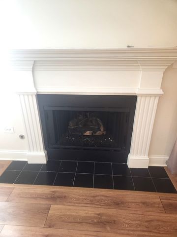 43 Foxcroft Boulevard 135, Naperville, IL 60565