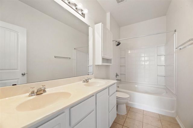 187 Rummel DR, Kyle, TX 78640