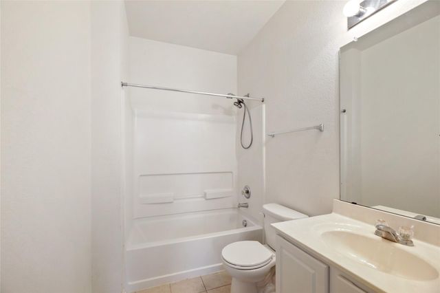 187 Rummel DR, Kyle, TX 78640