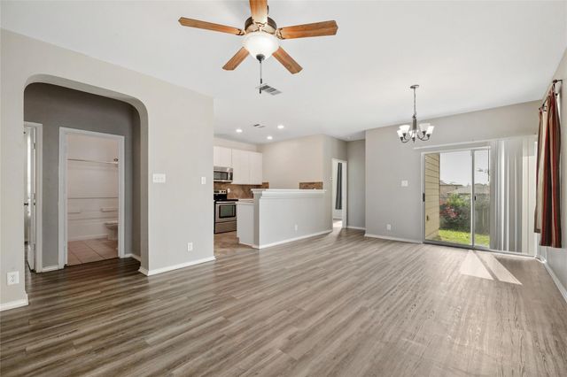 187 Rummel DR, Kyle, TX 78640