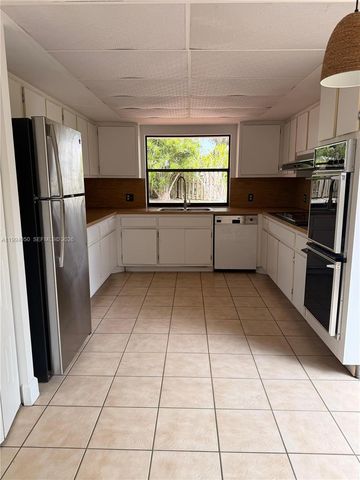 14729 SW 53rd Ter, Miami, FL 33185