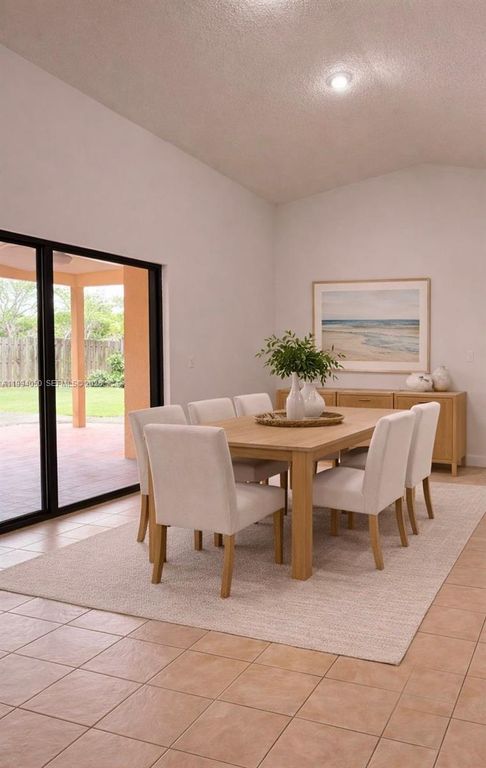 Image 30 of property listing at 14729 SW 53rd Ter, Miami, FL 33185