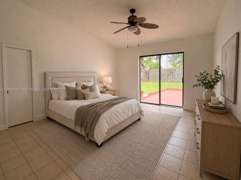 Image 31 of property listing at 14729 SW 53rd Ter, Miami, FL 33185