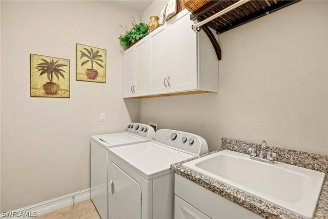 9263 Glenforest DR, Naples, FL 34120