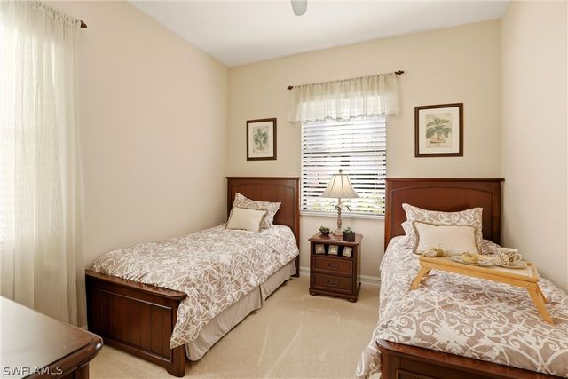 9263 Glenforest DR, Naples, FL 34120