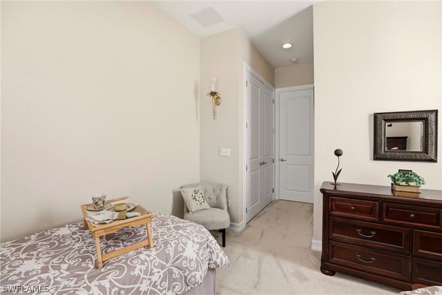 9263 Glenforest DR, Naples, FL 34120