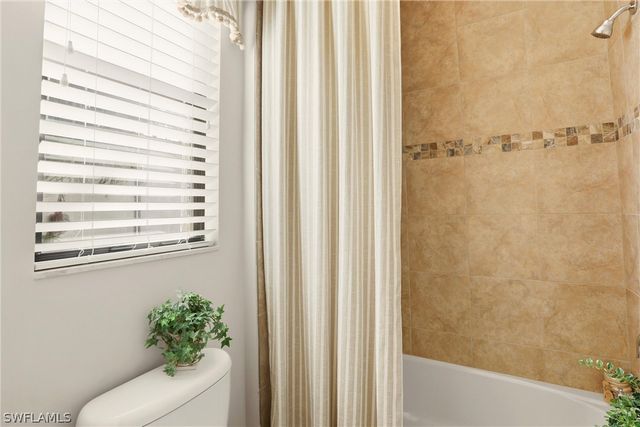 9263 Glenforest DR, Naples, FL 34120