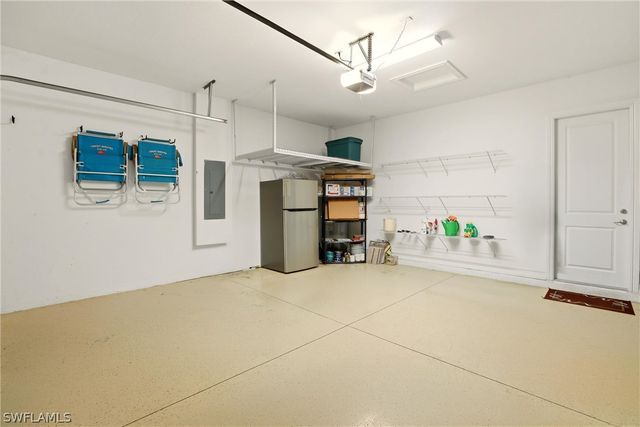 9263 Glenforest DR, Naples, FL 34120