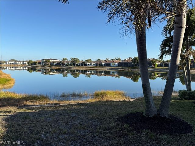 9263 Glenforest DR, Naples, FL 34120