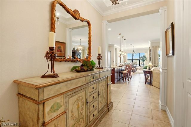 9263 Glenforest DR, Naples, FL 34120