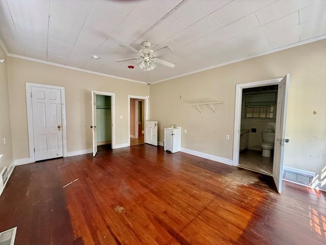 209 W Main Street, Hartford, AL 36344