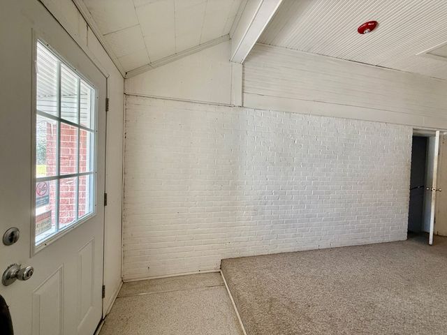 209 W Main Street, Hartford, AL 36344