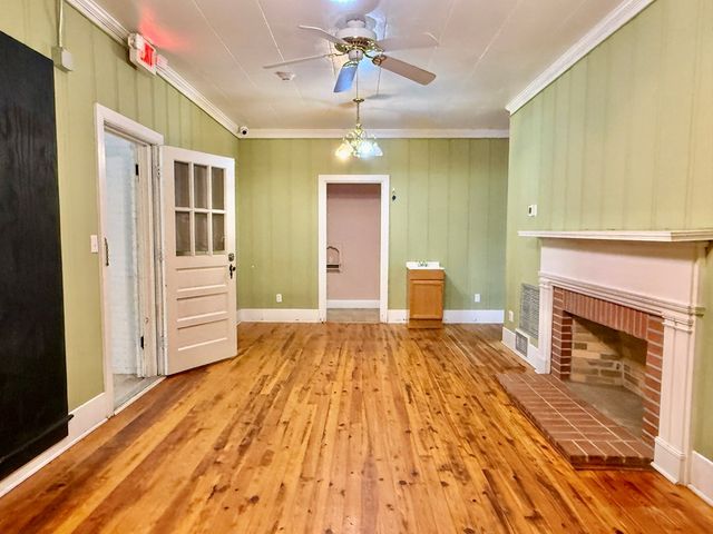 209 W Main Street, Hartford, AL 36344