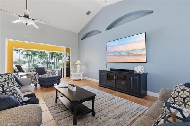 1233 Sea Breeze CT, Punta Gorda, FL 33950