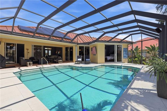 1233 Sea Breeze CT, Punta Gorda, FL 33950