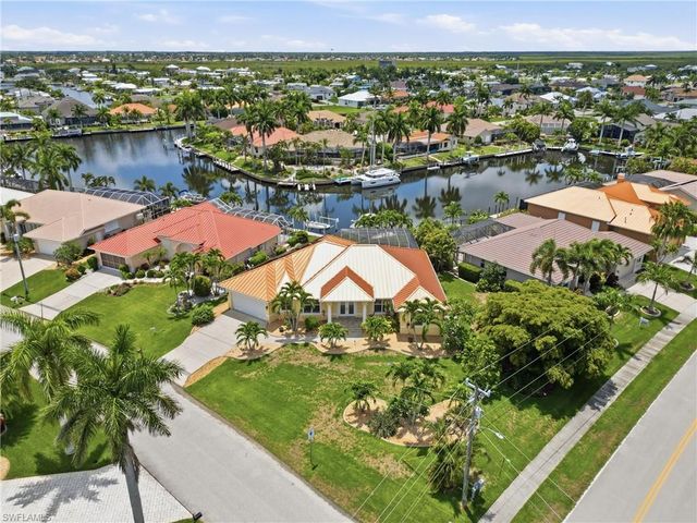 1233 Sea Breeze CT, Punta Gorda, FL 33950