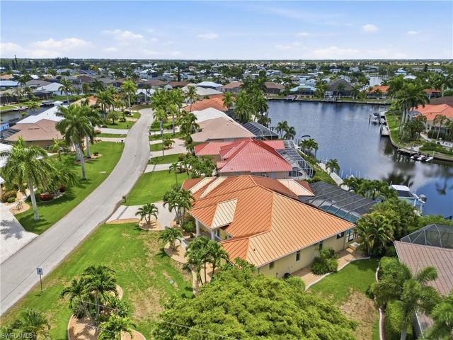 1233 Sea Breeze CT, Punta Gorda, FL 33950