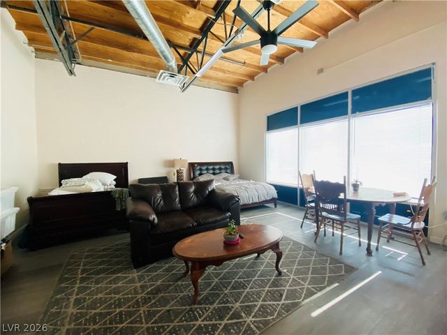4080 East Post Road C-3, Las Vegas, NV 89120