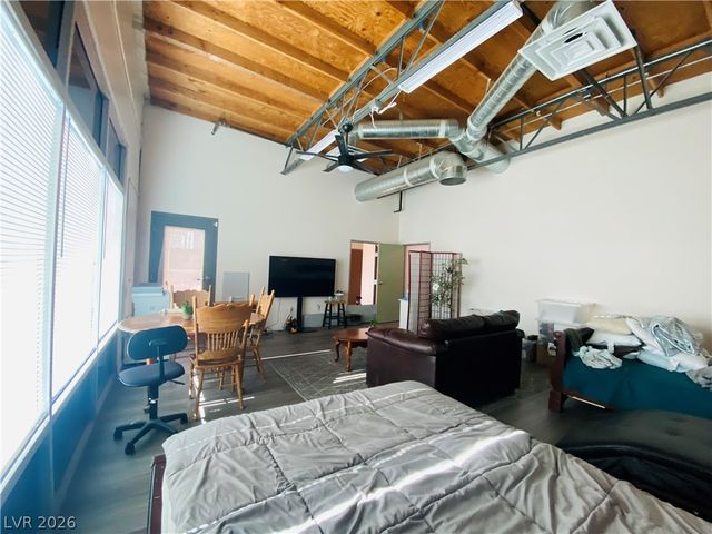 4080 East Post Road C-3, Las Vegas, NV 89120