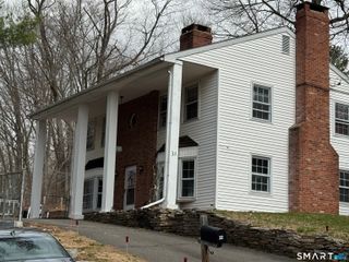 32 Arnold Drive, East Hartford, CT 06108