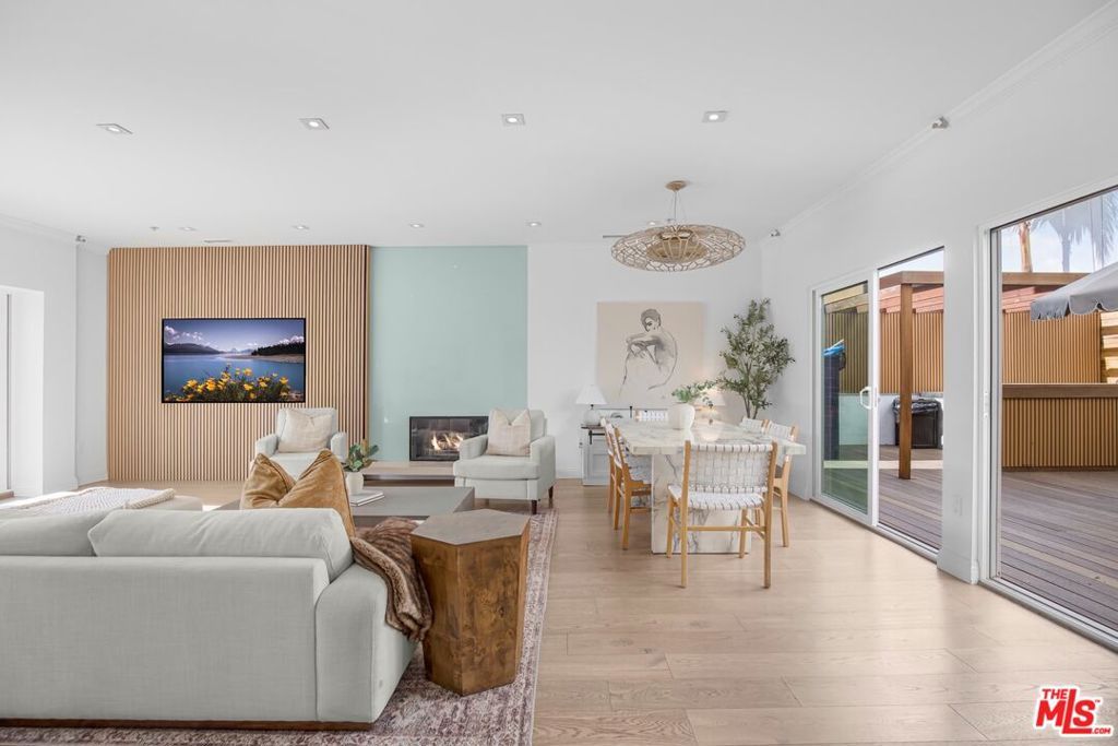 8755 Skyline Drive, Los Angeles, CA 90046 — photo 2