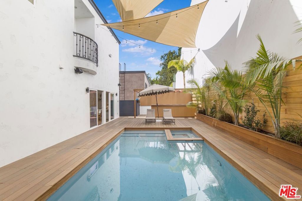 8755 Skyline Drive, Los Angeles, CA 90046 — photo 4