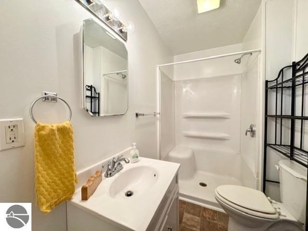 Image 7 of property listing at 348 N Grover Avenue, Alma, MI 48801