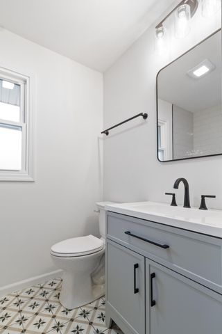 1655 W 63rd Avenue, Merrillville, IN 46410