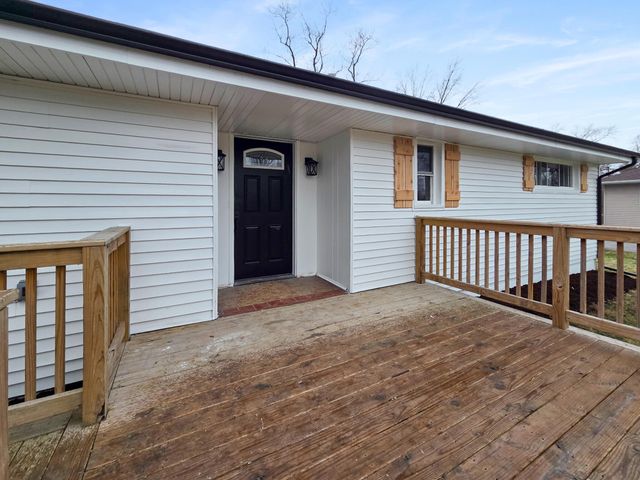 1655 W 63rd Avenue, Merrillville, IN 46410