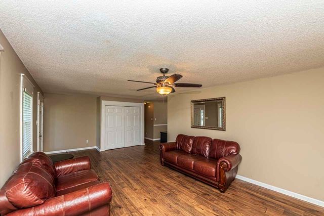 1163 MCLAUGHLIN DR, Munford, TN 38058