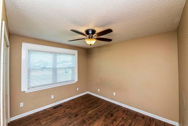 1163 MCLAUGHLIN DR, Munford, TN 38058