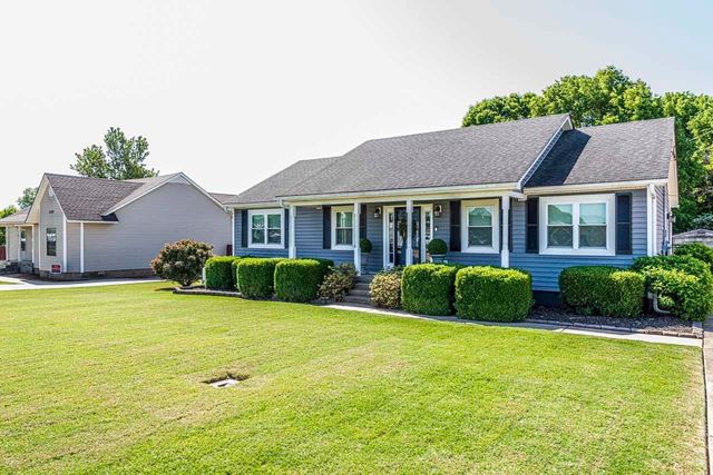 1163 MCLAUGHLIN DR, Munford, TN 38058
