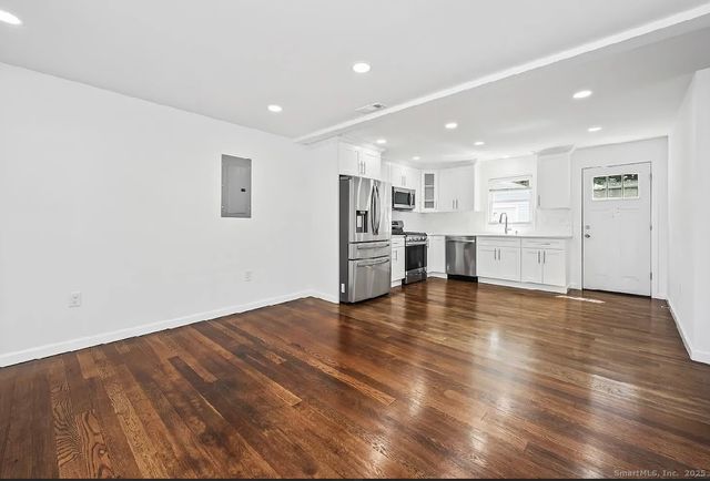 405 Ruth Street, Bridgeport, CT 06606