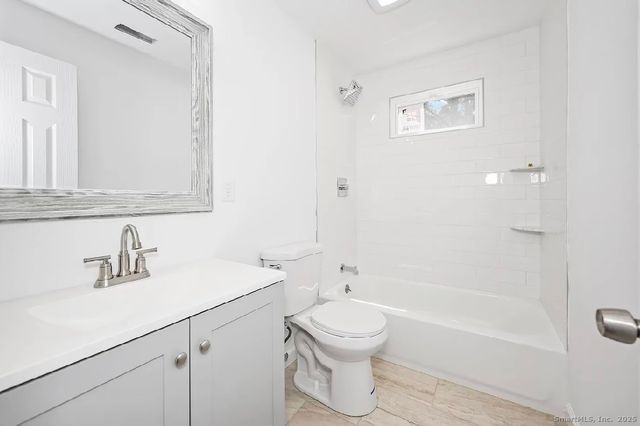 405 Ruth Street, Bridgeport, CT 06606