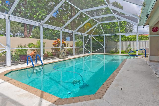 348 Eagleton Golf Drive, Palm Beach Gardens, FL 33418