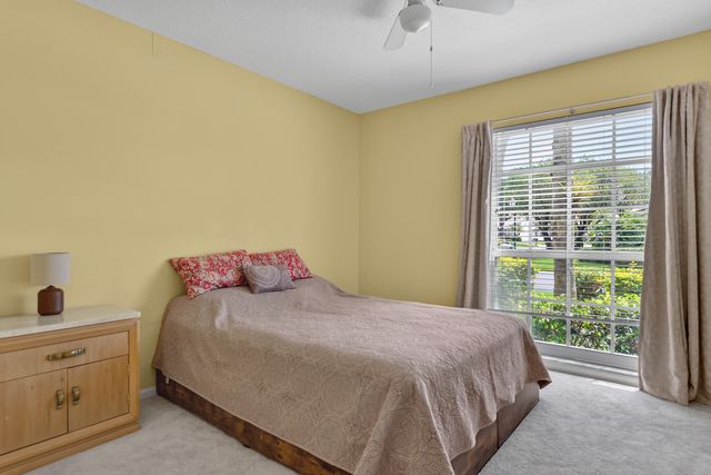 348 Eagleton Golf Drive, Palm Beach Gardens, FL 33418