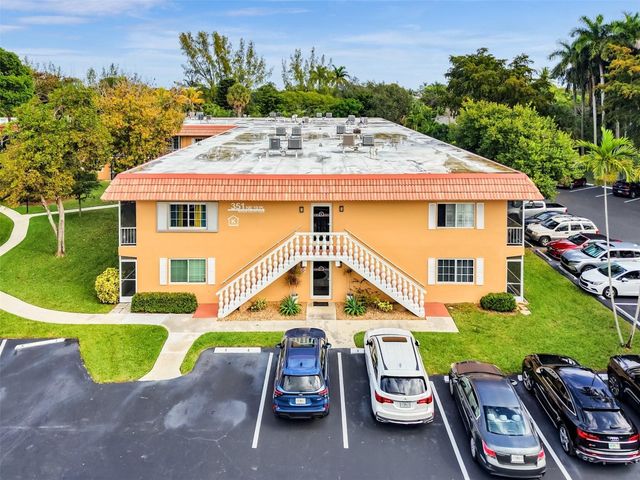 351 NE 19th Place 203K, Wilton Manors, FL 33305