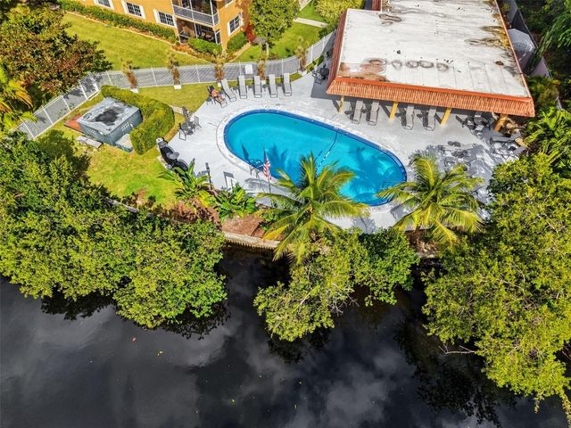 351 NE 19th Place 203K, Wilton Manors, FL 33305