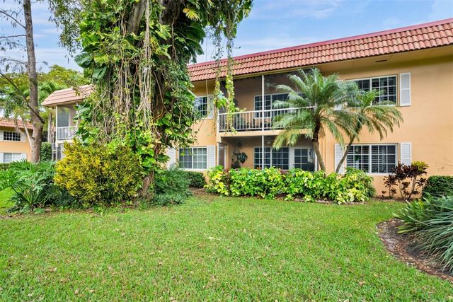 351 NE 19th Place 203K, Wilton Manors, FL 33305