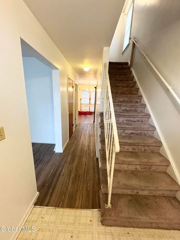 750 Hamilton Street, Schenectady, NY 12307