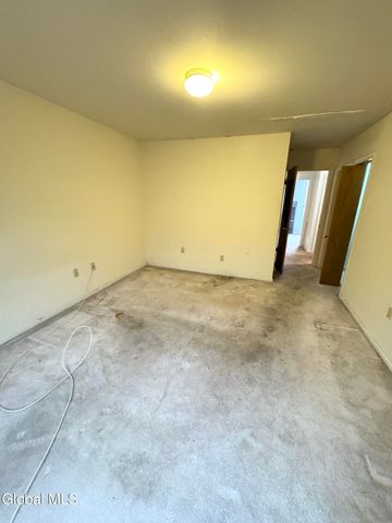 750 Hamilton Street, Schenectady, NY 12307