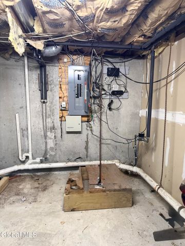 750 Hamilton Street, Schenectady, NY 12307