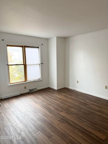 750 Hamilton Street, Schenectady, NY 12307