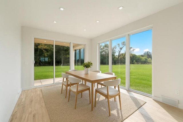 1780 BOBBY JONES DRIVE, De Pere, WI 54115